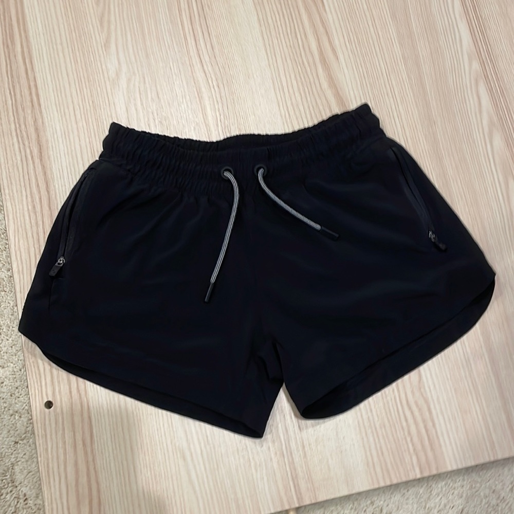 Girls Athleta size 12 shorts